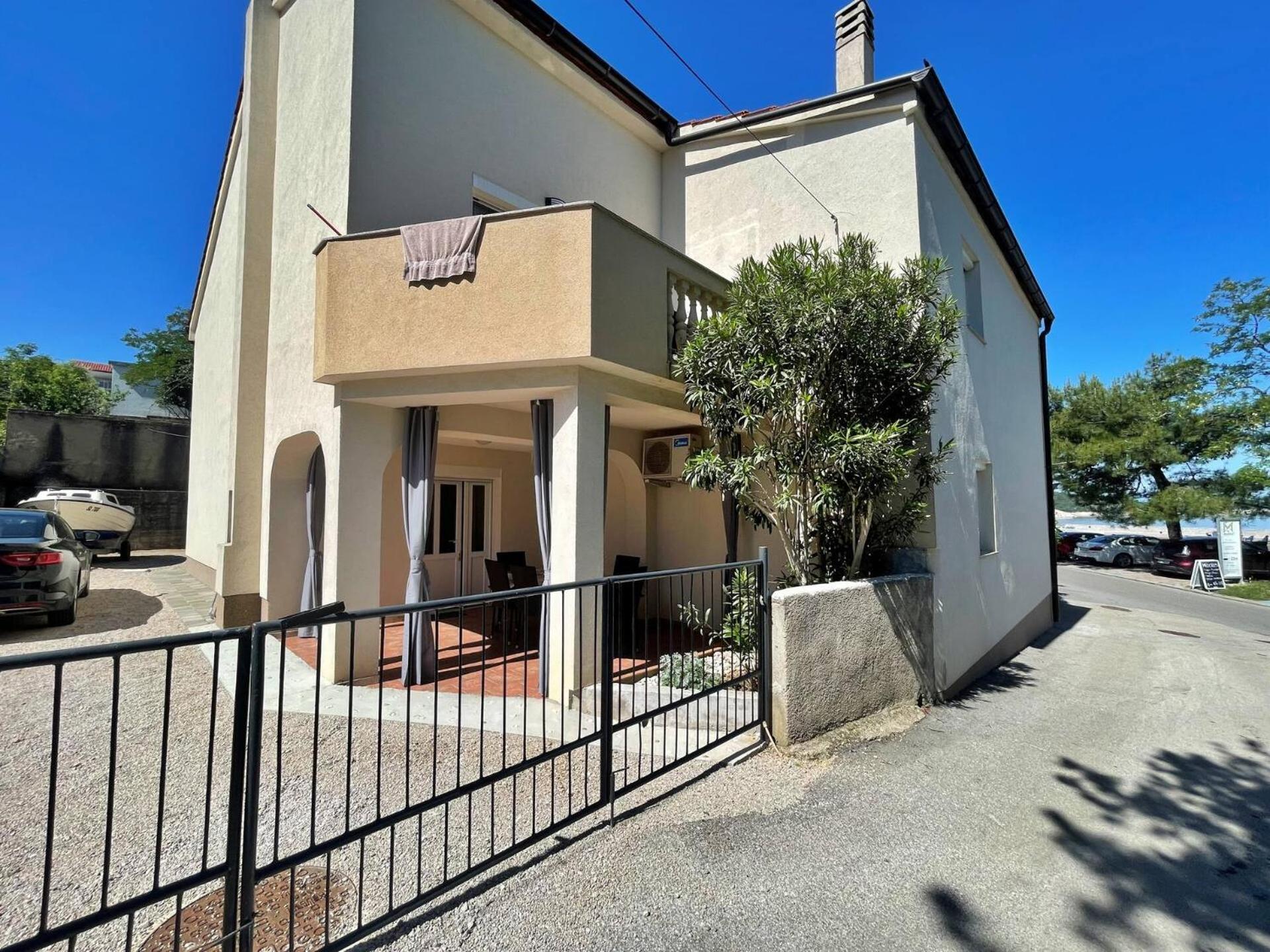 Apartment Butkovic シロ エクステリア 写真